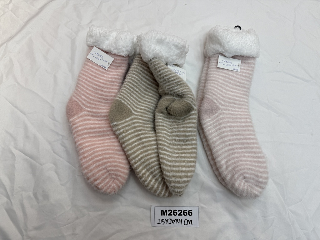 Polyesteri raita pehmosukka non-slip 37-41 ( 11x25cm ) 1par/pkt.