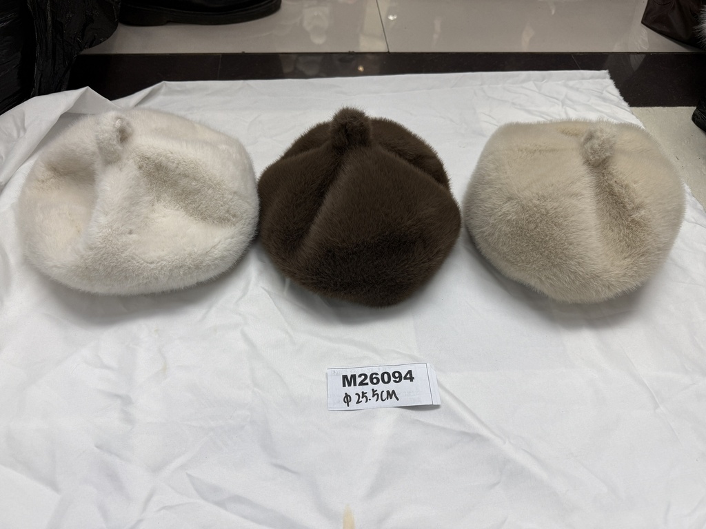 Tekoturkis hattu 58 cm
