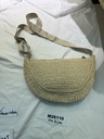 Crossbody laukku 35x21cm
