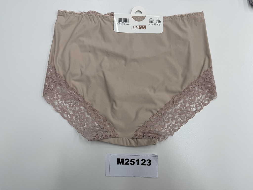 Naisten alushousut, 3 -kokolajitelma M, L ja XL,  värilajitelma