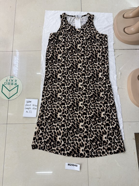 PERUTTU! Naisten hihaton Milk fiber mekko