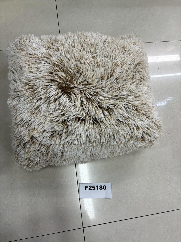 Sisustustyyny 42x42 cm, 400g sisätyynyllä, väri: khaki