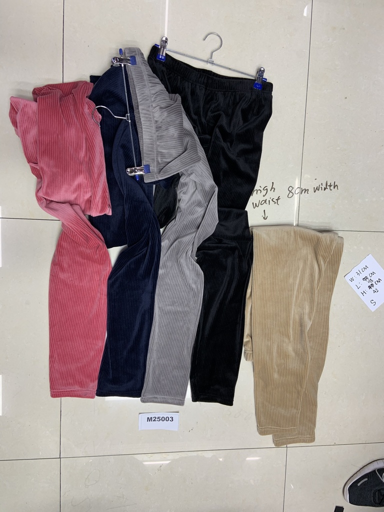 Naisten plyysileggingsit v.ruskea, koot S/M ja L/XL