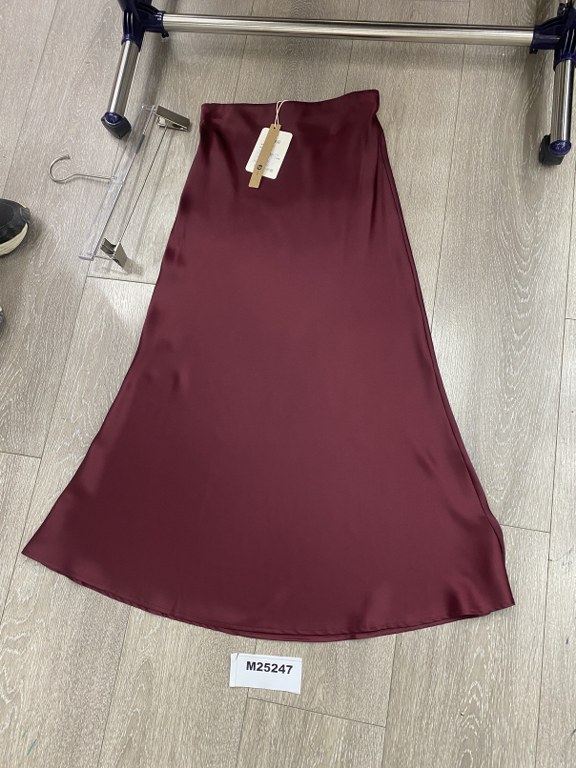 Naisten hame, väri: viini, 4-kokolajitelma: M-2XL