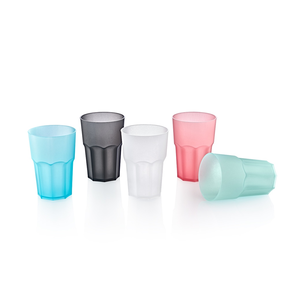 GLASSY muovimuiki 480ml, lajitelma kuvan värit!