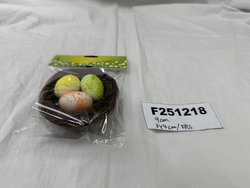 Pääsiäismunat 3 kpl pesässä 3x4cm