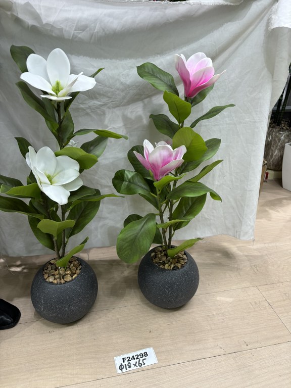 Tekokukka    muoviruukku halk. 18*65CM