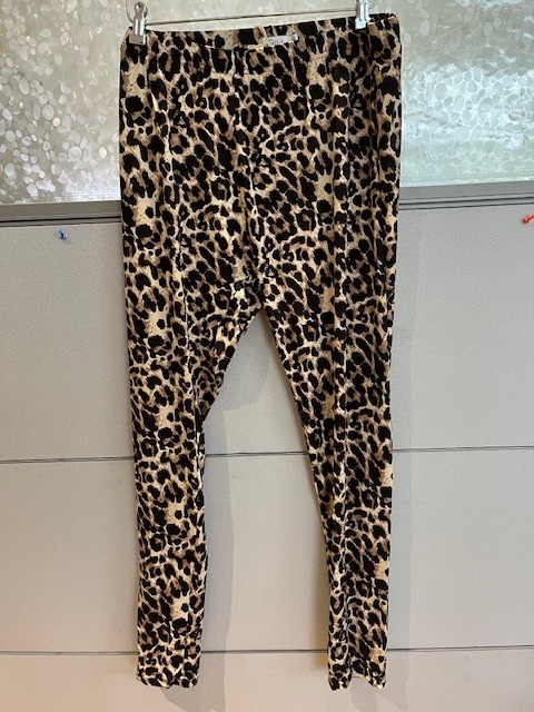 Legginsit, 2 kokoa,  s/m 4, L/XL 8,  yht. 12 kpl. 95% polyesteri, 5% elastaani.