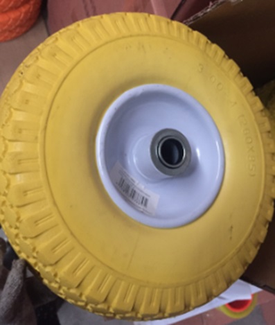 Kottikärrynpyötä PU-Foam täyte. Koko:  10"X3.00-4