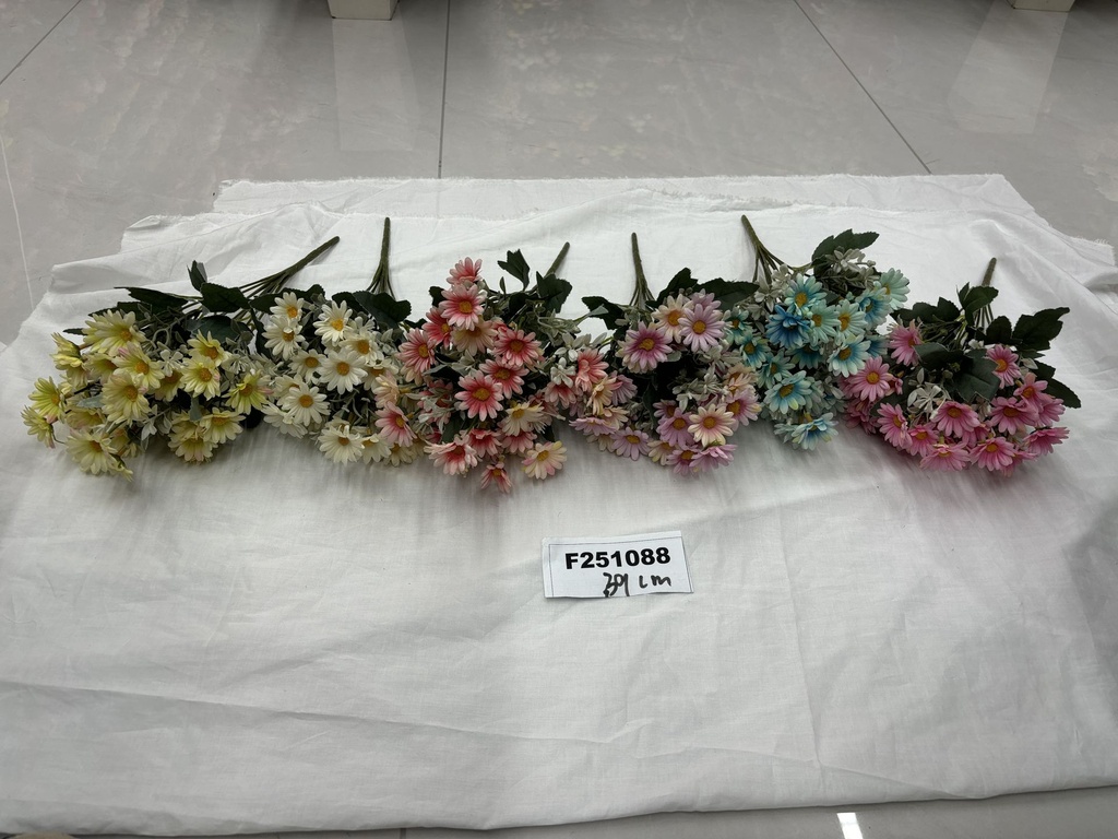 Krysanteemikimppu, 10 kukkaa, 40cm