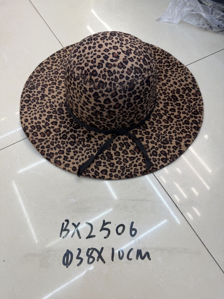Lierihattu leopardikuvio ruskea
