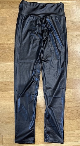 Ei saatavuutta! Ei tilata! Naisten Wet look -legginsit