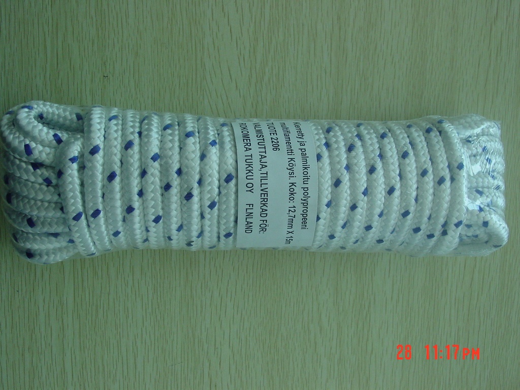 Kierretty ja palmikoitu polypropeeni multiflamentti köysi. Koko: 12,7mm X 15m.