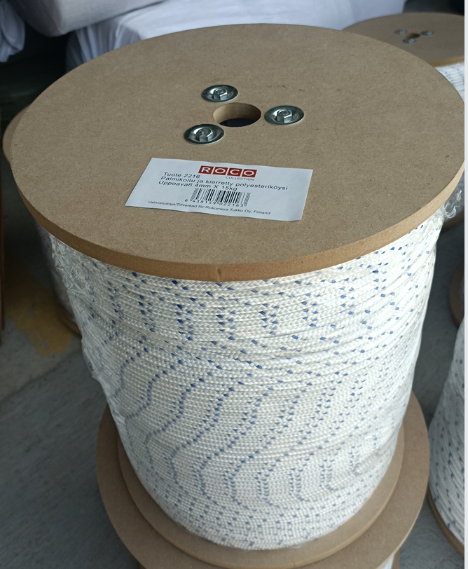 Palmikoitu ja kierretty polyesteriköysi. Koko: 6,4mm X 15kg, n. 785m.