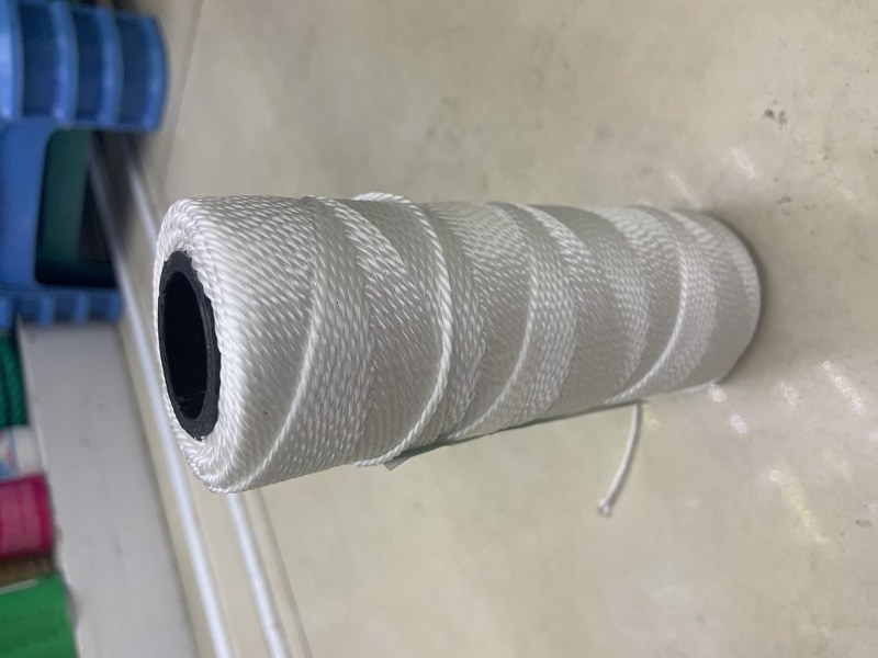 Muuraus/käsityölanka Nylon 120m 1.5mm (132g), valkoinen