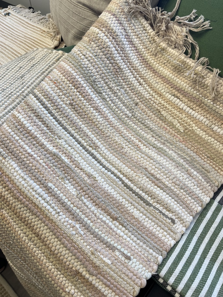 UUTUUS! Puuvillaräsymatto RAGRUG hapsuilla 150x80cm, tiheä kudonta, beige