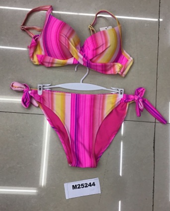 Peruttu! Bikinit raidallinen