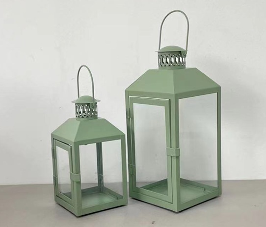 UUTUUS! Kynttilälyhty metallia 10x9,5x20cm, matta musta