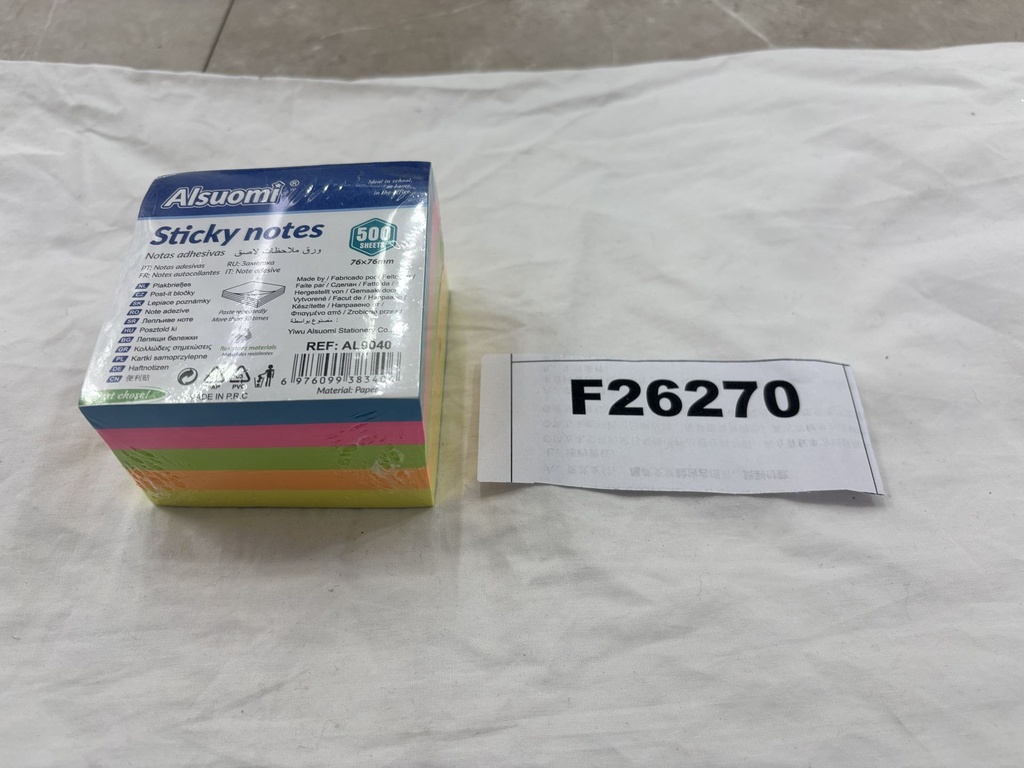 Muistilaput liimalla, 500 kpl, 76 x 76 mm.