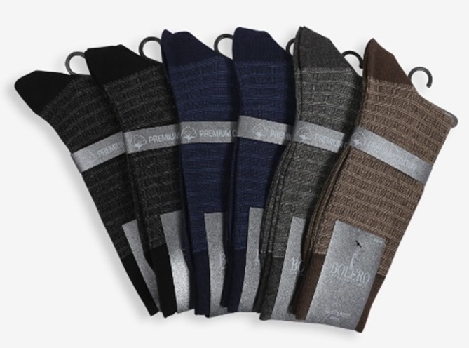 UUTUUS! TEHTAAN STOCK! Supreme yksivärinen puuvilla sukka 1par/pkt. 40-42, 80% Combed puuvilla, 18% polyamidi, 2% elastaani