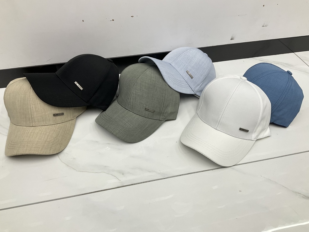 Lippis, koko 57cm, materiaali,80% puuvilla+20% polyesteri, mnimi 1200 kpl / 4 väriä