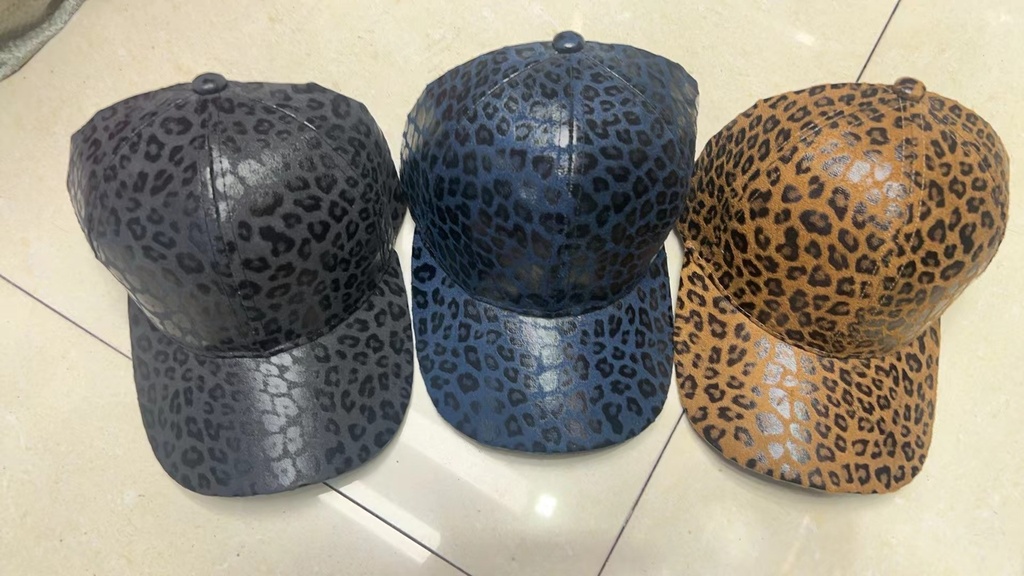Lippis, koko 57cm, materiaali,polyesteri, 300 kpl/ väri