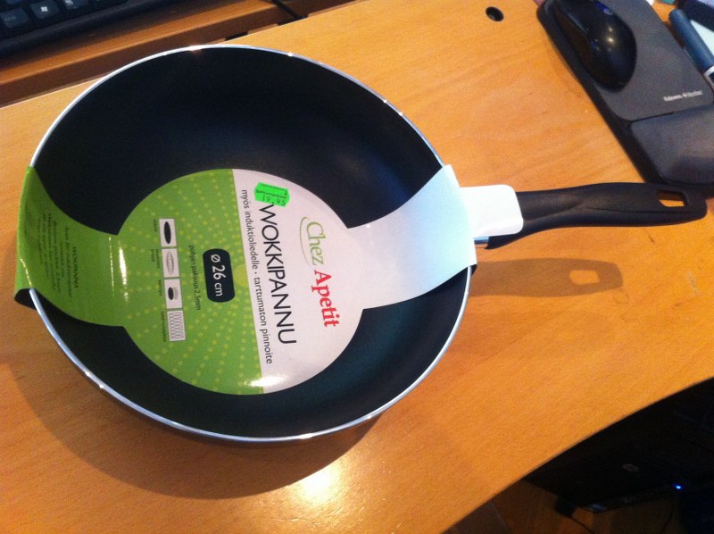 Wokkipannu 26cm. 
