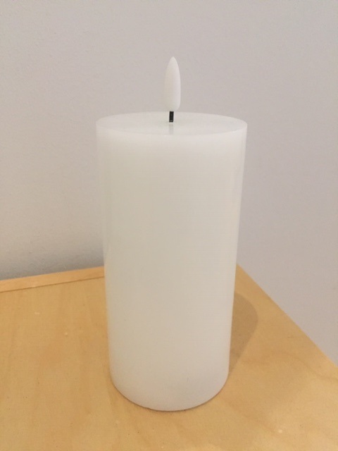 Led basic vahakynttilä 3D eläväliekki 7,5x15cm, VALKOINEN, sileä pinta