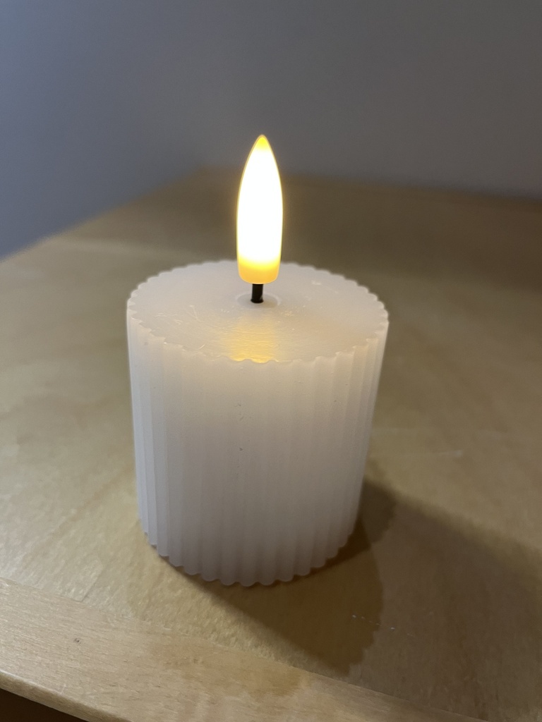 3D LED raita lyhty vahakynttilä 1kpl, ajastimella, valkoinen aito kynttilävaha