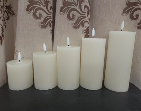 UUTUUS! Led 3D raita vahakynttilä 8x12,5cm, VALKOINEN