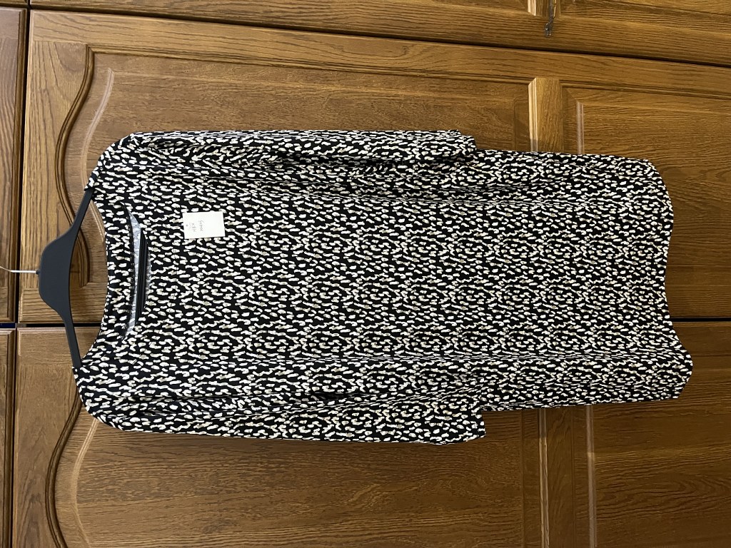 Naisten mekko taskuilla, pitkähihainen,  S/M + L/XL