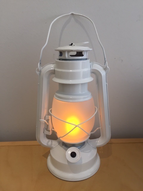 LED Myrskylyhty 24,5x16cm elävä ( tanssiva ) liekki, FROST-lasi, 1x lämminvalkoinen LED, maalattu metalli