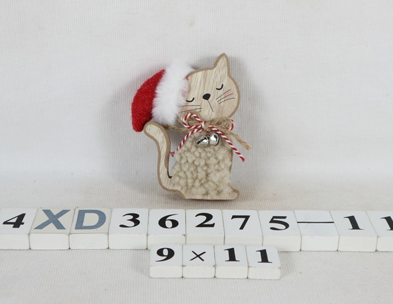 Kissa tonttulakissa, materiaali MDF 9*11CM